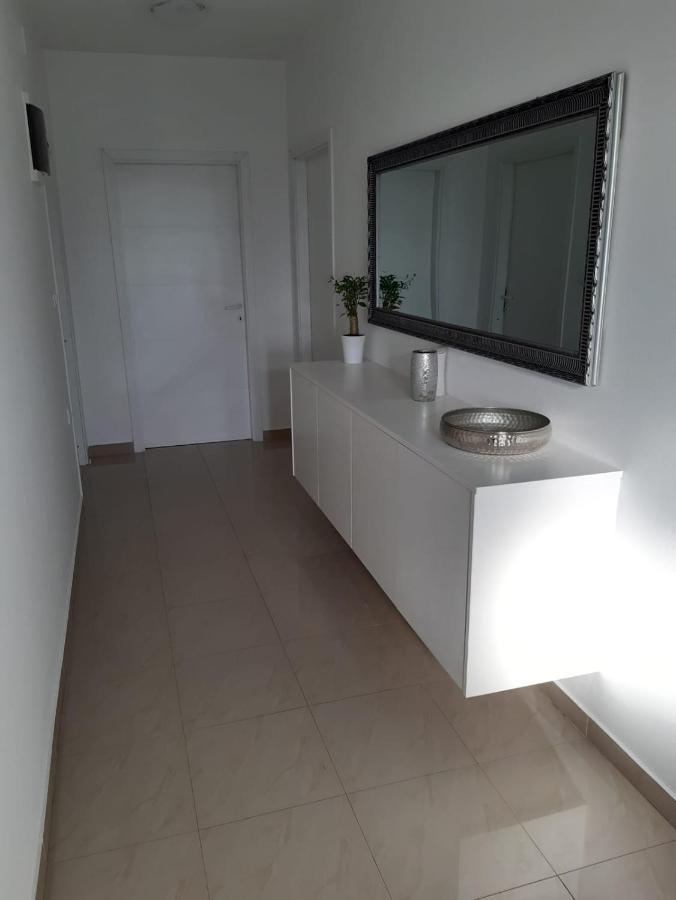 Apartment Luka Bibinje Exterior photo